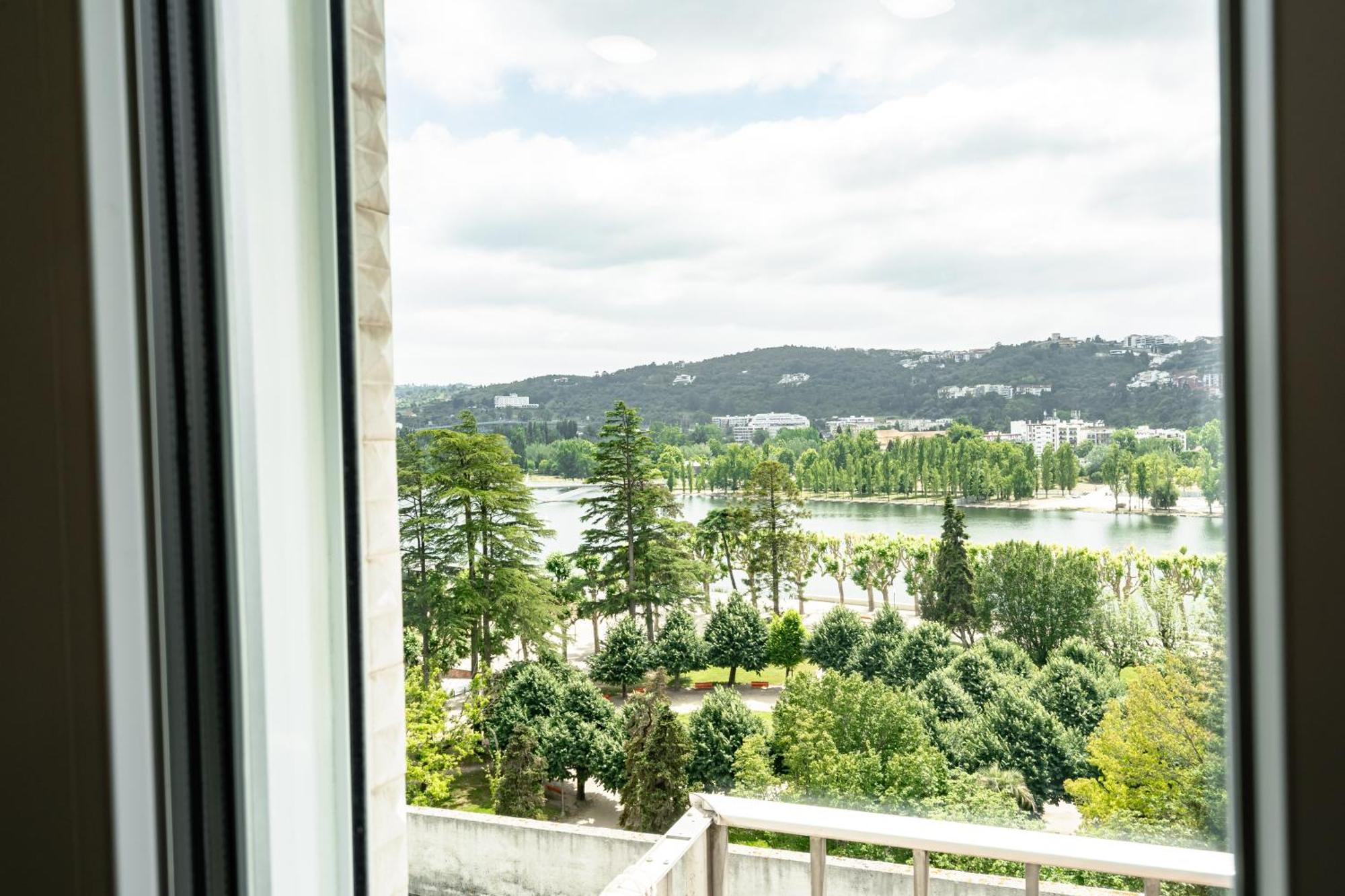 Casas da Alegria Apartment Coimbra Bagian luar foto